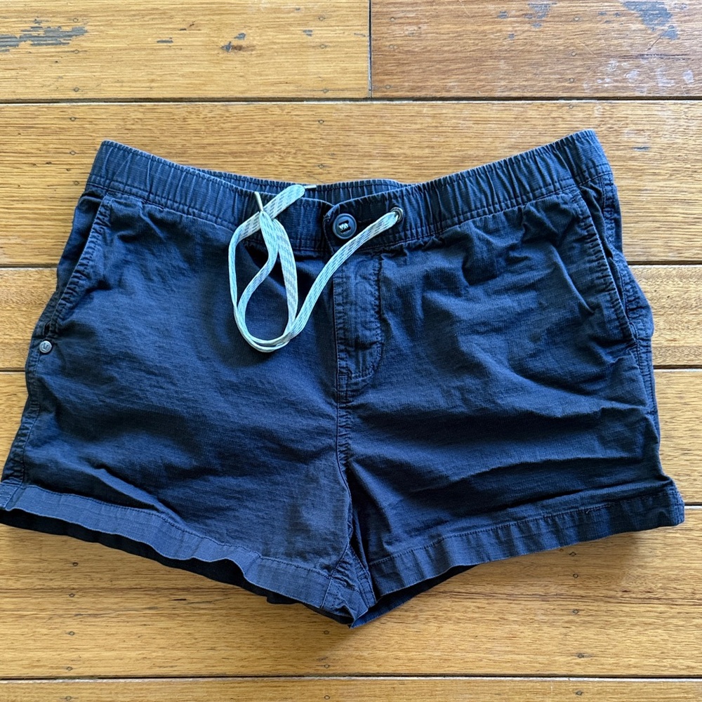 Vuori Navy Blue Women's Drawstring Shorts with Light Blue Tie